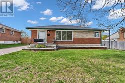 205 BURLINGTON STREET  London South, ON N5Z 3W3