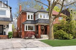 68 CRANBROOKE AVENUE Toronto, ON M5M 1M4