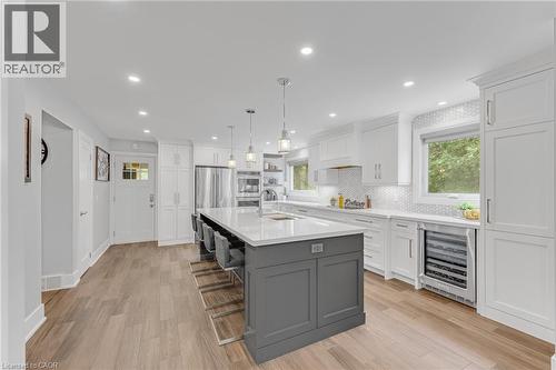 2092 Highway 6, Puslinch, ON - Indoor Photo Showing Kitchen With Upgraded Kitchen