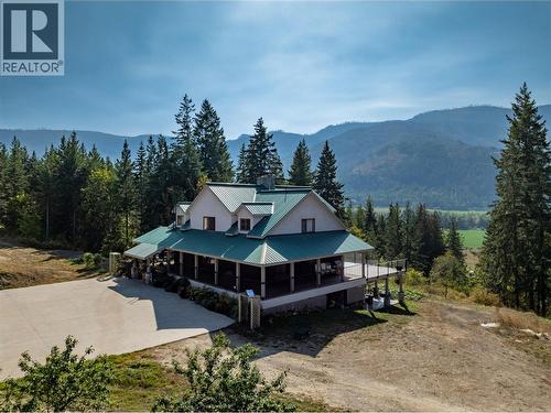 1996 Timber Frame Main Home - 1403 Notch Hill Road, Sorrento, BC 