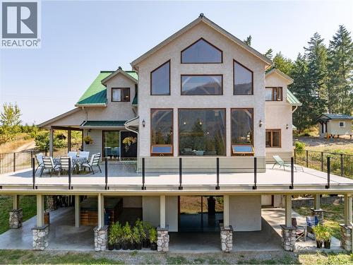 3 Bed / 4 Bath Main Home - 1403 Notch Hill Road, Sorrento, BC 