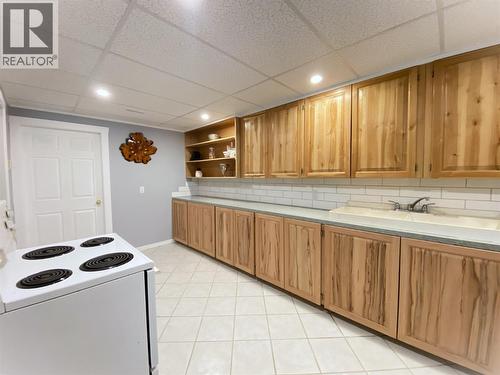 Summer Kitchen on Lower Floor - 1403 Notch Hill Road, Sorrento, BC 