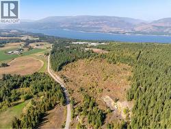 Aerial photo shows gravel seam on right - 