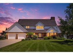 287 IRWIN  Essex, ON N8M 2T7