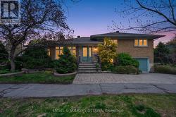 853 WINGATE DRIVE  Ottawa, ON K1G 1S4