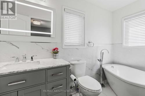 3872 Skyview Street, Mississauga, ON - Indoor Photo Showing Bathroom