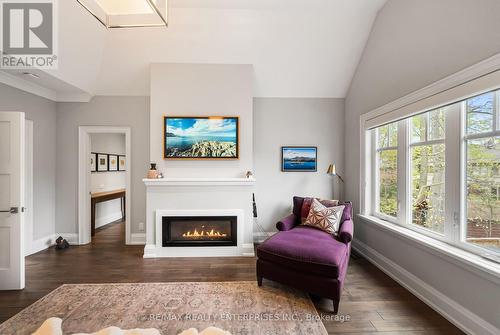 1343 Milton Avenue, Mississauga, ON - Indoor Photo Showing Living Room With Fireplace