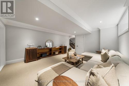1343 Milton Avenue, Mississauga, ON - Indoor