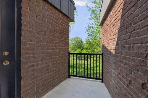 Balcon - 2-121 Av. Vanguard, Pointe-Claire, QC - Outdoor With Exterior