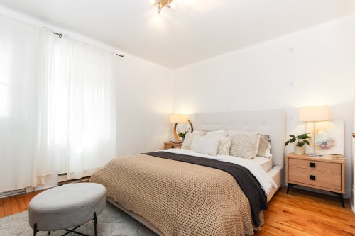 Master Bedroom - 2525  - 2527 Rue Moreau, Montréal (Mercier/Hochelaga-Maisonneuve), QC - Indoor Photo Showing Bedroom