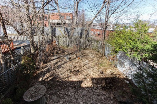 Courtyard - 2525  - 2527 Rue Moreau, Montréal (Mercier/Hochelaga-Maisonneuve), QC - Outdoor With View