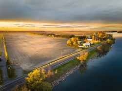 390 Ch. du Rivage Saint-Antoine-Sur-Richelieu, QC J0L 1R0