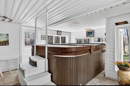 Autre - 2-70 Ch. Des Pionniers, Gore, QC -  Photo Showing Other Room