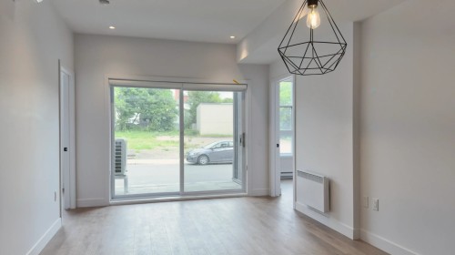 Living Room - 305-16 Rue St-Joseph, Sainte-Agathe-Des-Monts, QC - Indoor Photo Showing Other Room