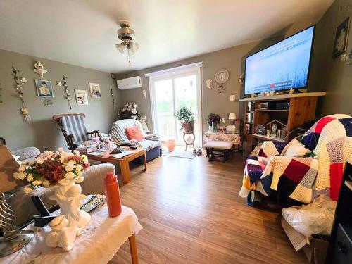 357 Salmon River, Enon, NS 