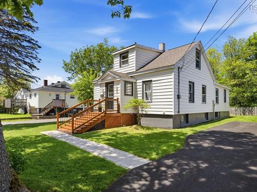 27 Stone Terrace, Bedford, NS 