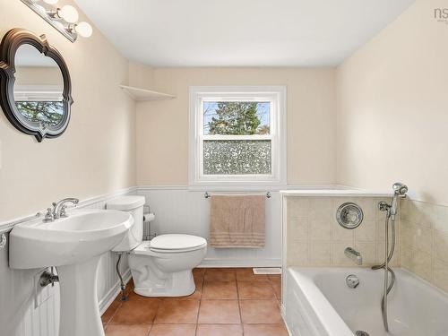 27 Stone Terrace, Bedford, NS 