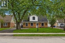 2074 CHURCHILL Avenue  Burlington, ON L7R 3T7