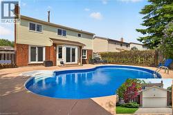 108 OLD FOREST Crescent  Kitchener, ON N2N 2A3