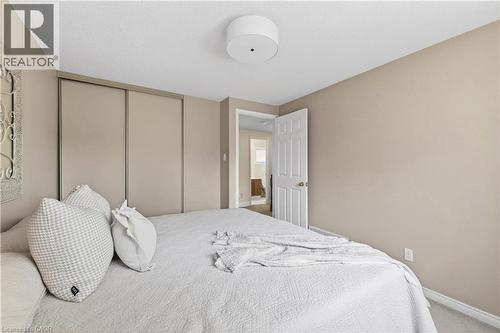 108 Old Forest Crescent, Kitchener, ON - Indoor Photo Showing Bedroom