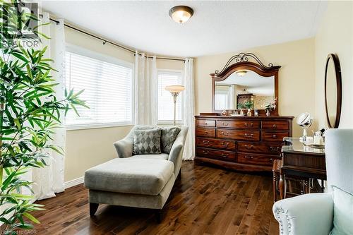 Sitting area - 82 Vansickle Road, St. Catharines, ON - Indoor