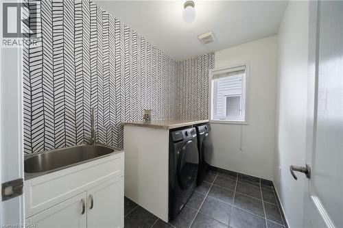 151 Baldwin Drive, Cambridge, ON - Indoor Photo Showing Laundry Room