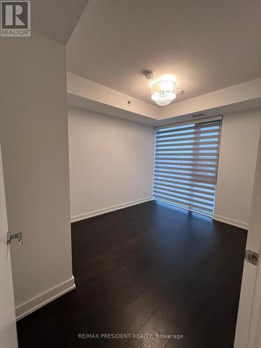 310 - 3210 Dakota Common, Burlington, ON - Indoor Photo Showing Other Room
