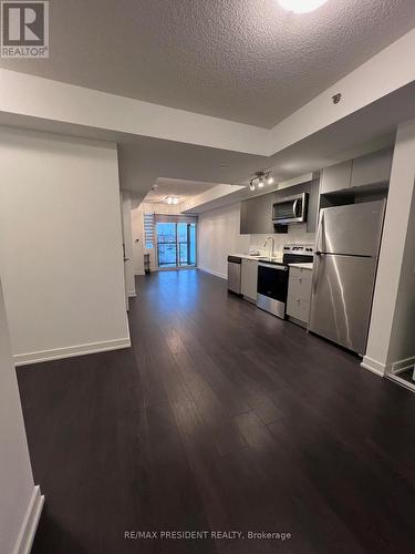 310 - 3210 Dakota Common, Burlington, ON - Indoor