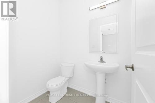 99 Cornwall Drive, Markham, ON - Indoor Photo Showing Bathroom