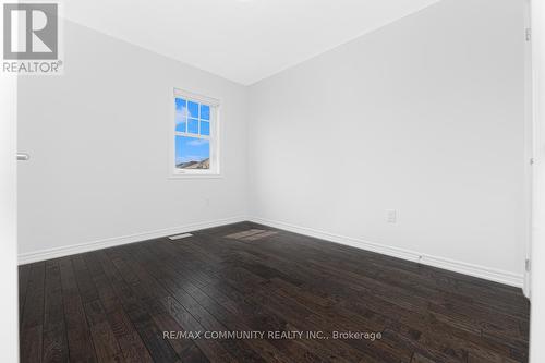 99 Cornwall Drive, Markham, ON - Indoor Photo Showing Other Room