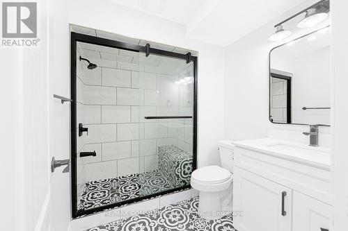 99 Cornwall Drive, Markham, ON - Indoor Photo Showing Bathroom