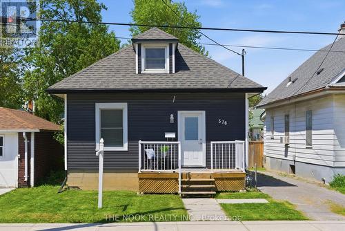 576 WOLFE STREET  Peterborough (Town Ward 3), ON K9J 2L8