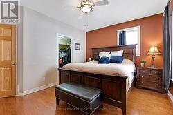 Primary bedroom - 