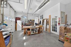 4633 ALBION ROAD Ottawa, ON K1X 1A4