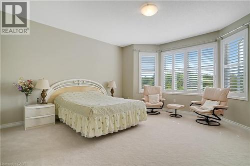 27 Glazebrook Crescent, Cambridge, ON - Indoor Photo Showing Bedroom