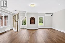Primary Bedroom - 