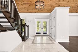 Foyer - 