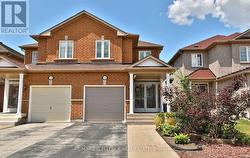 7353 LOWVILLE HEIGHTS  Mississauga, ON L5N 8L6