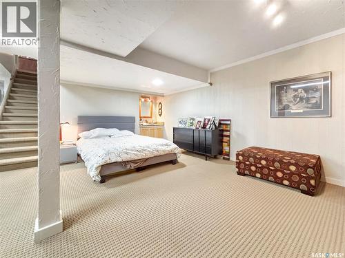 355 Ball Crescent, Saskatoon, SK - Indoor Photo Showing Bedroom
