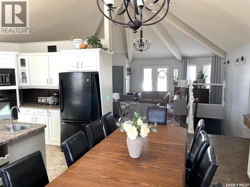 408 Macdonald Street, Nipawin, SK - Indoor Photo Showing Dining Room