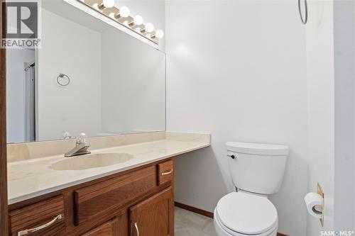 20 455 Pinehouse Drive, Saskatoon, SK - Indoor Photo Showing Bathroom