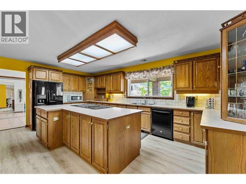 8609 Highway 8, Lytton, BC - Indoor Photo Showing Kitchen