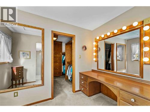 8609 Highway 8, Lytton, BC - Indoor Photo Showing Other Room
