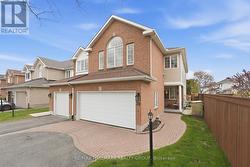 36 PALMADEO DRIVE Ottawa, ON K2J 5A2