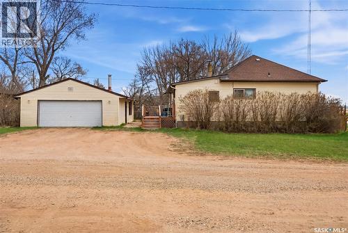 210 Railway Avenue, Mortlach, SK - Outdoor