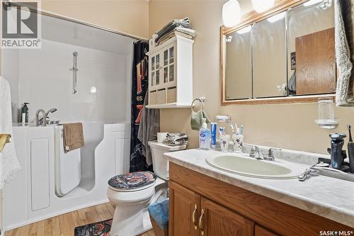 210 Railway Avenue, Mortlach, SK - Indoor Photo Showing Bathroom