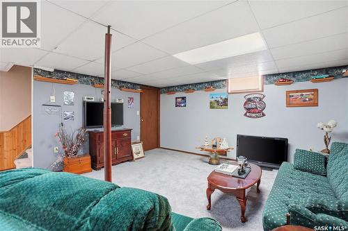 210 Railway Avenue, Mortlach, SK - Indoor Photo Showing Basement