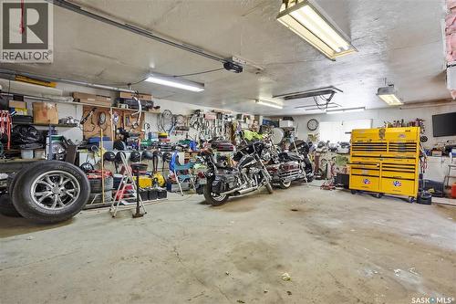 210 Railway Avenue, Mortlach, SK - Indoor Photo Showing Garage
