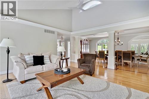 1279 Maple Manor Road, Cambridge, ON - Indoor Photo Showing Living Room