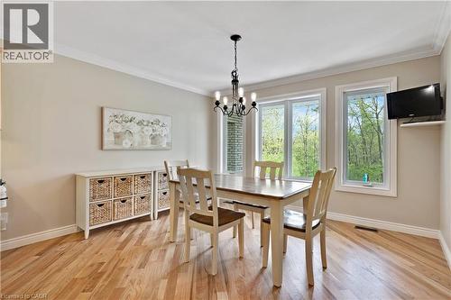 1279 Maple Manor Road, Cambridge, ON - Indoor Photo Showing Dining Room